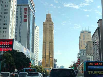 商务中心大厦冷却塔