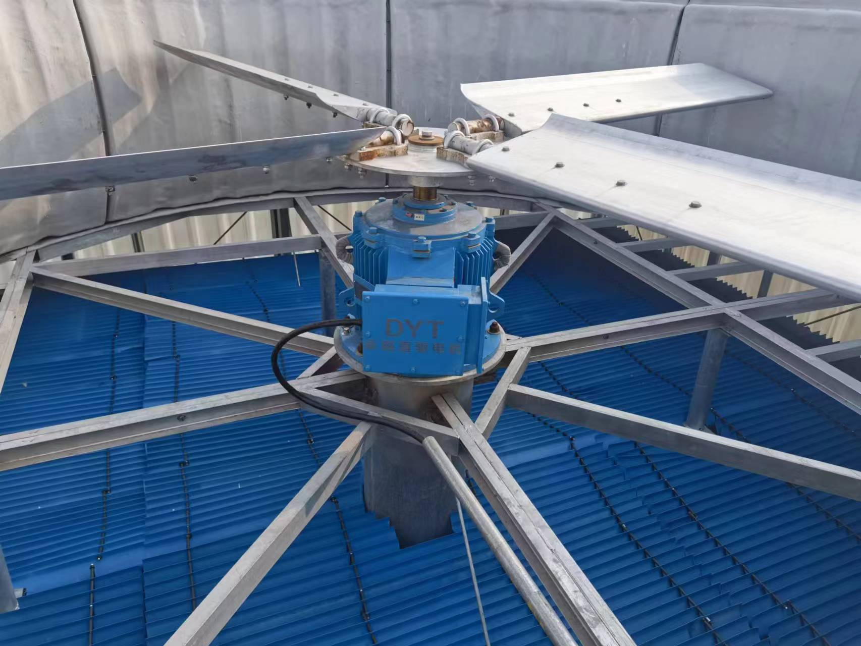 冷却塔永磁电机的应